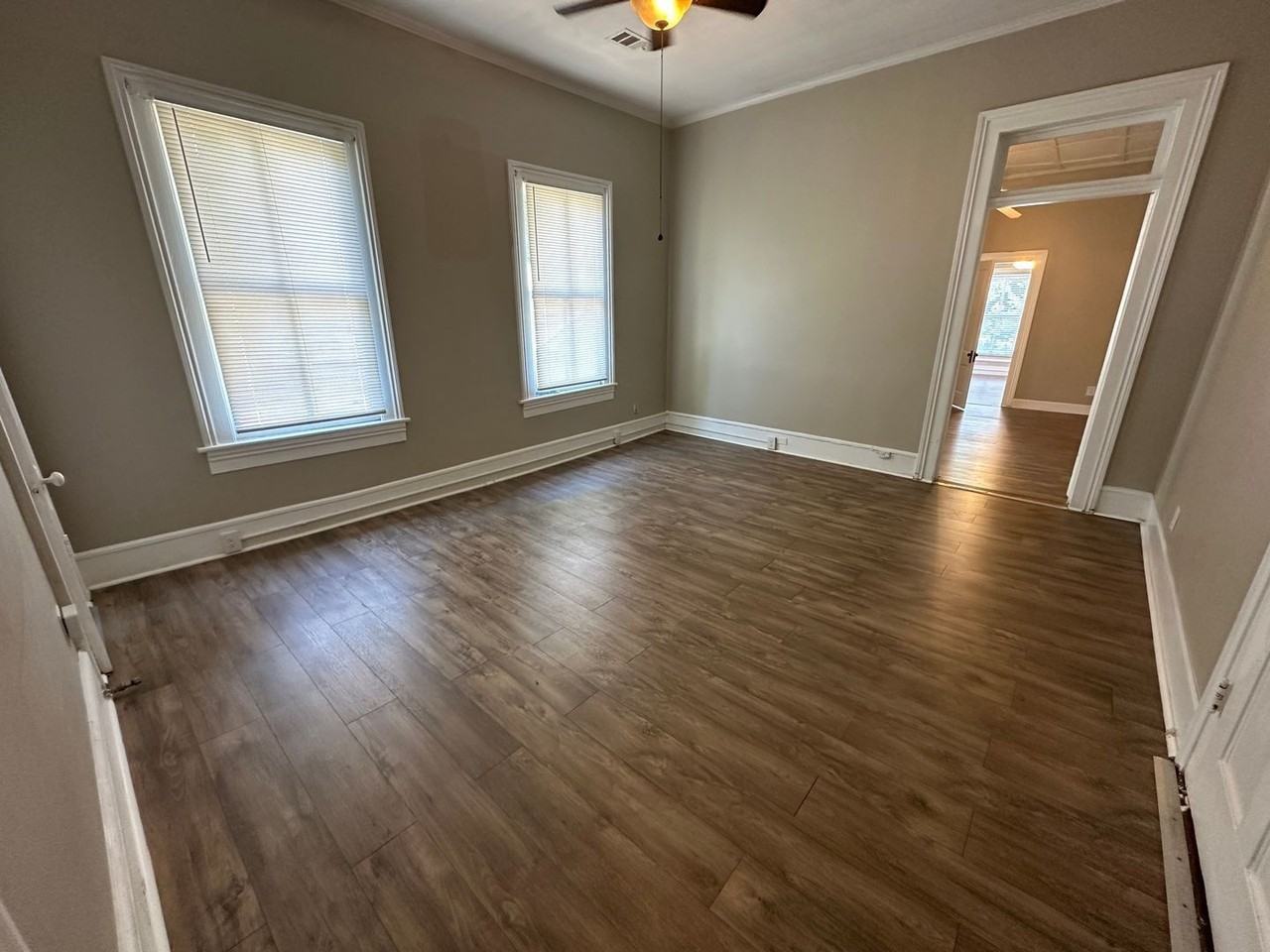 982 Magnolia St - Photo 6 of 17