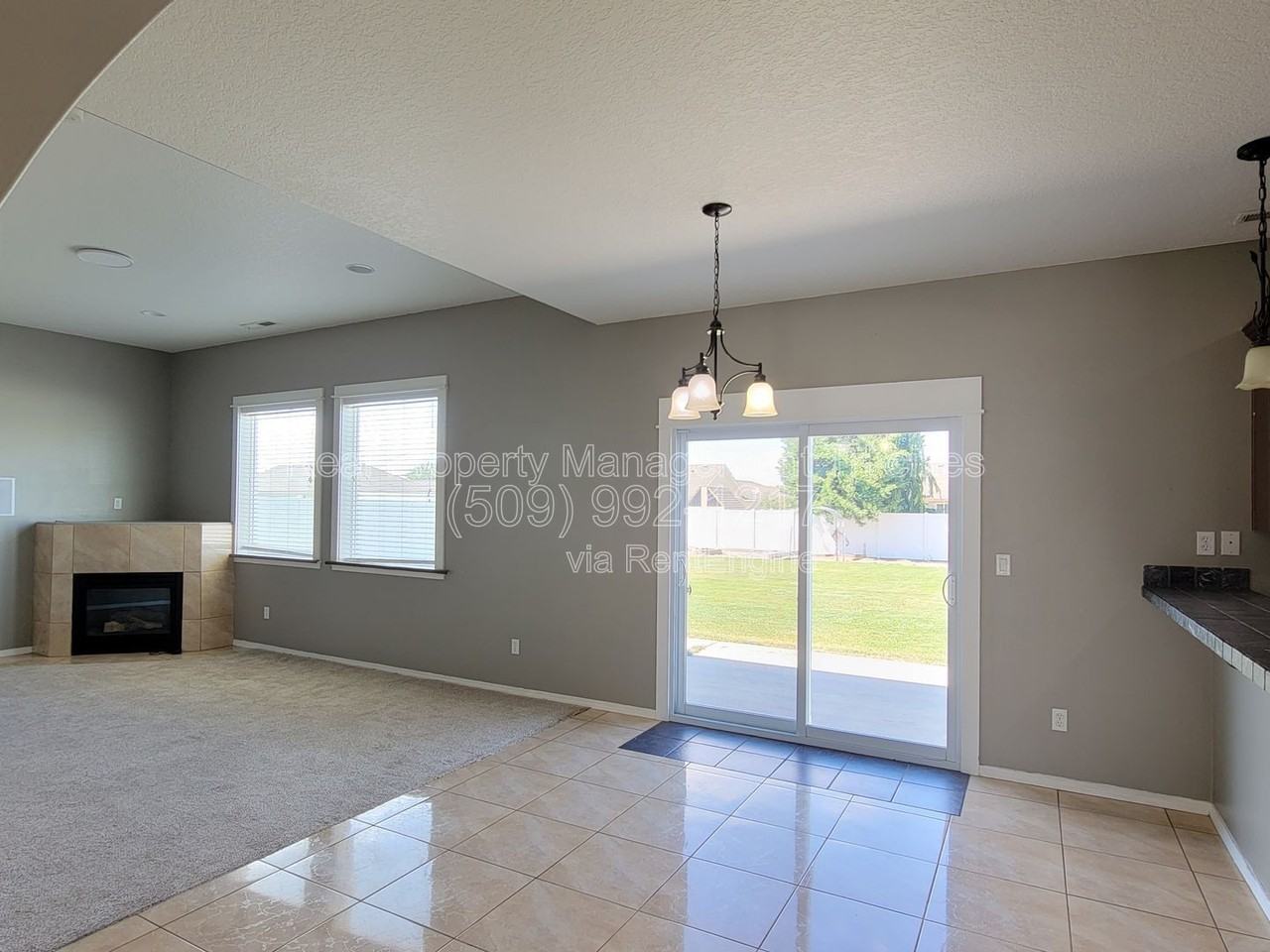 5017 Laredo Dr - Photo 4 of 21