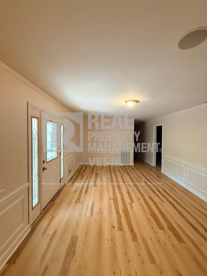 5116 Pine Ridge Dr - Photo 2 of 24