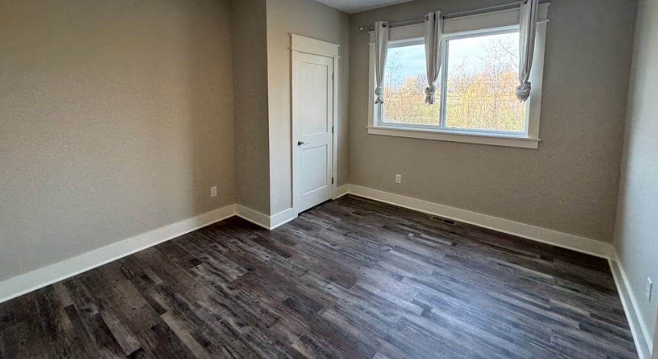 314 61st St Sw - Photo 7 of 11