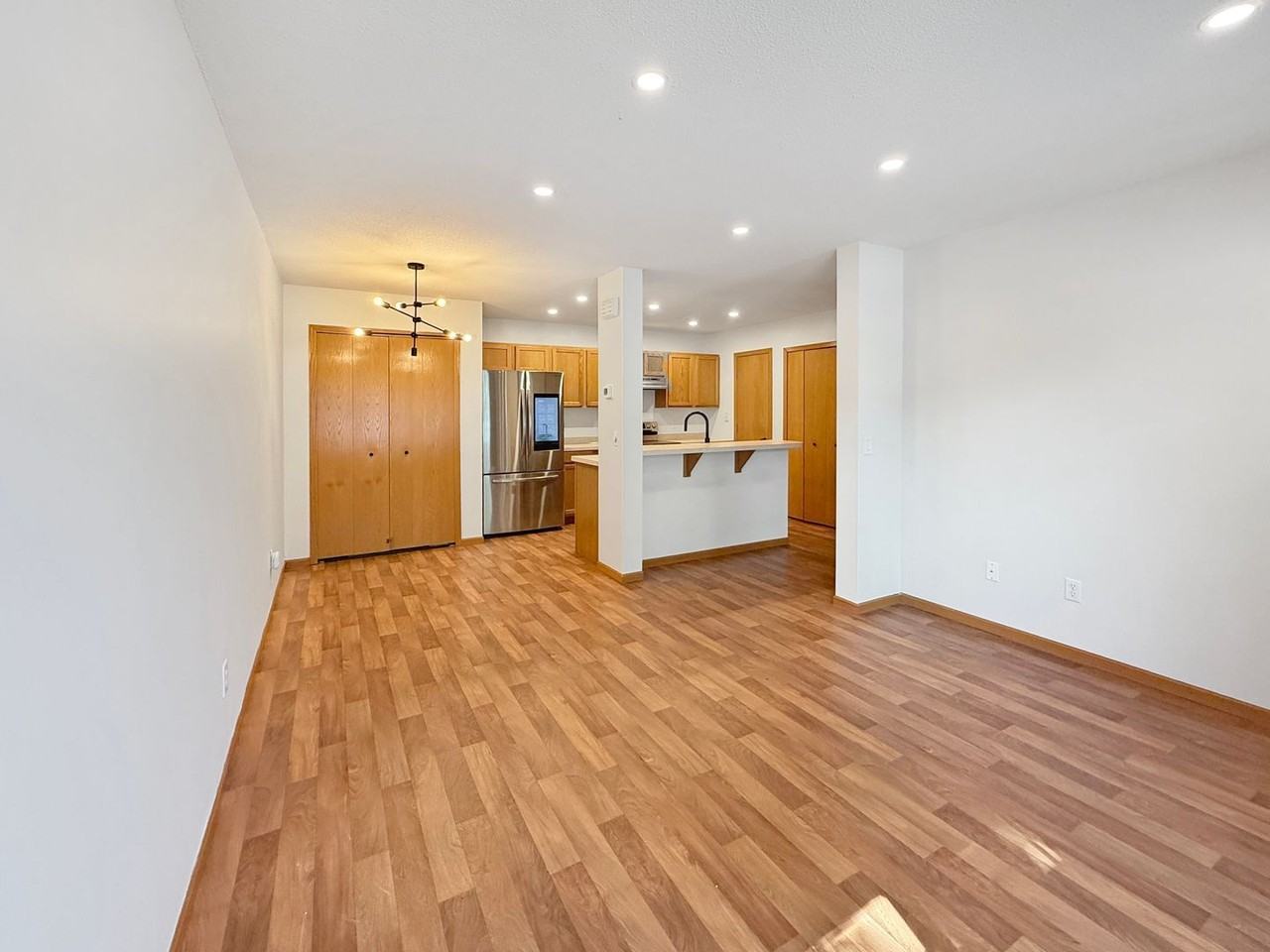 1389 Highpoint Curv - Photo 3 of 14
