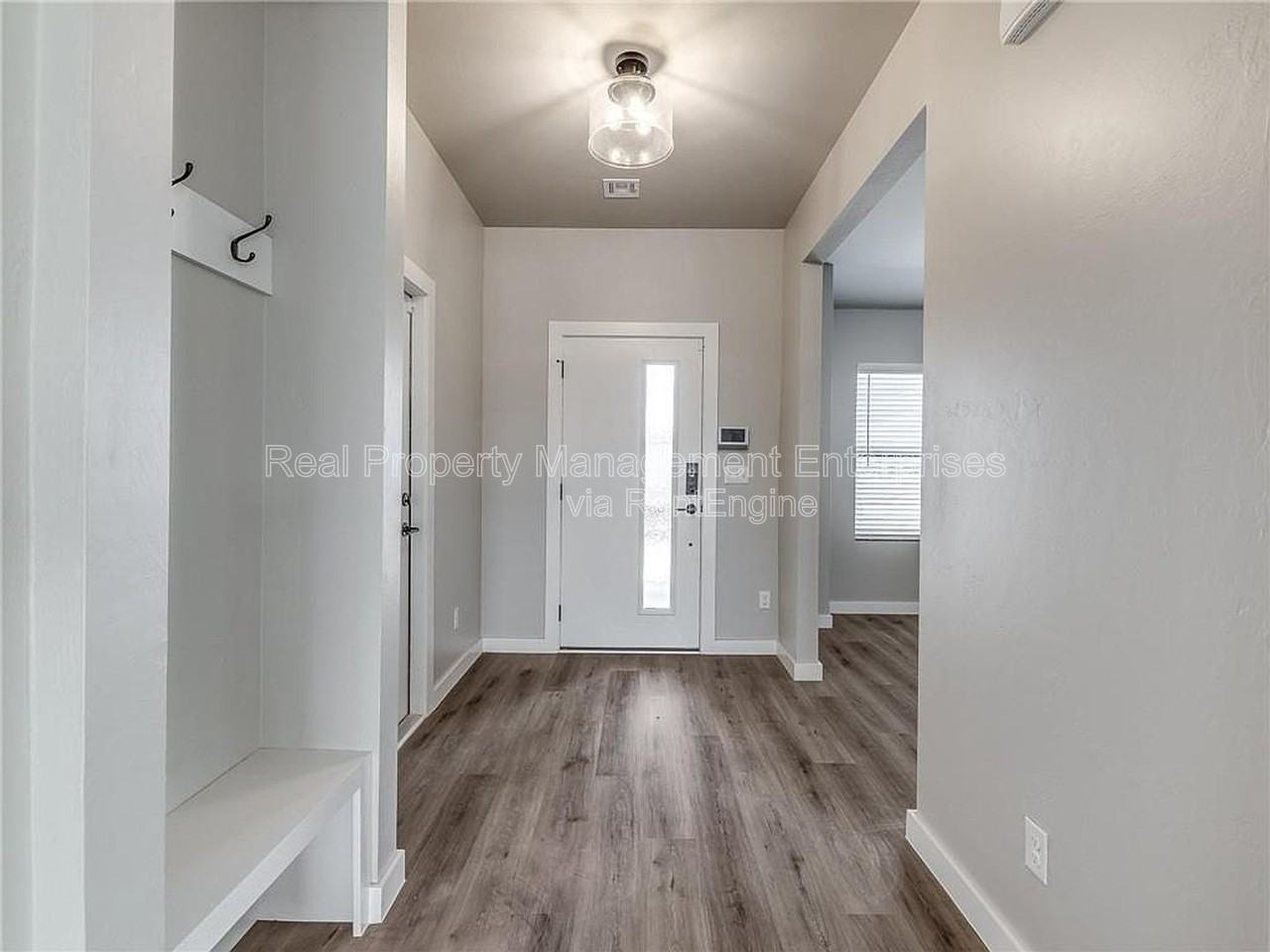 8104 Nw 151st Cir - Photo 3 of 41