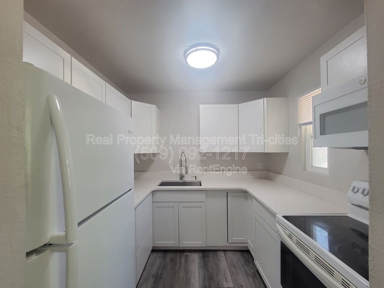1101 W Margaret St #H - Photo 4 of 7