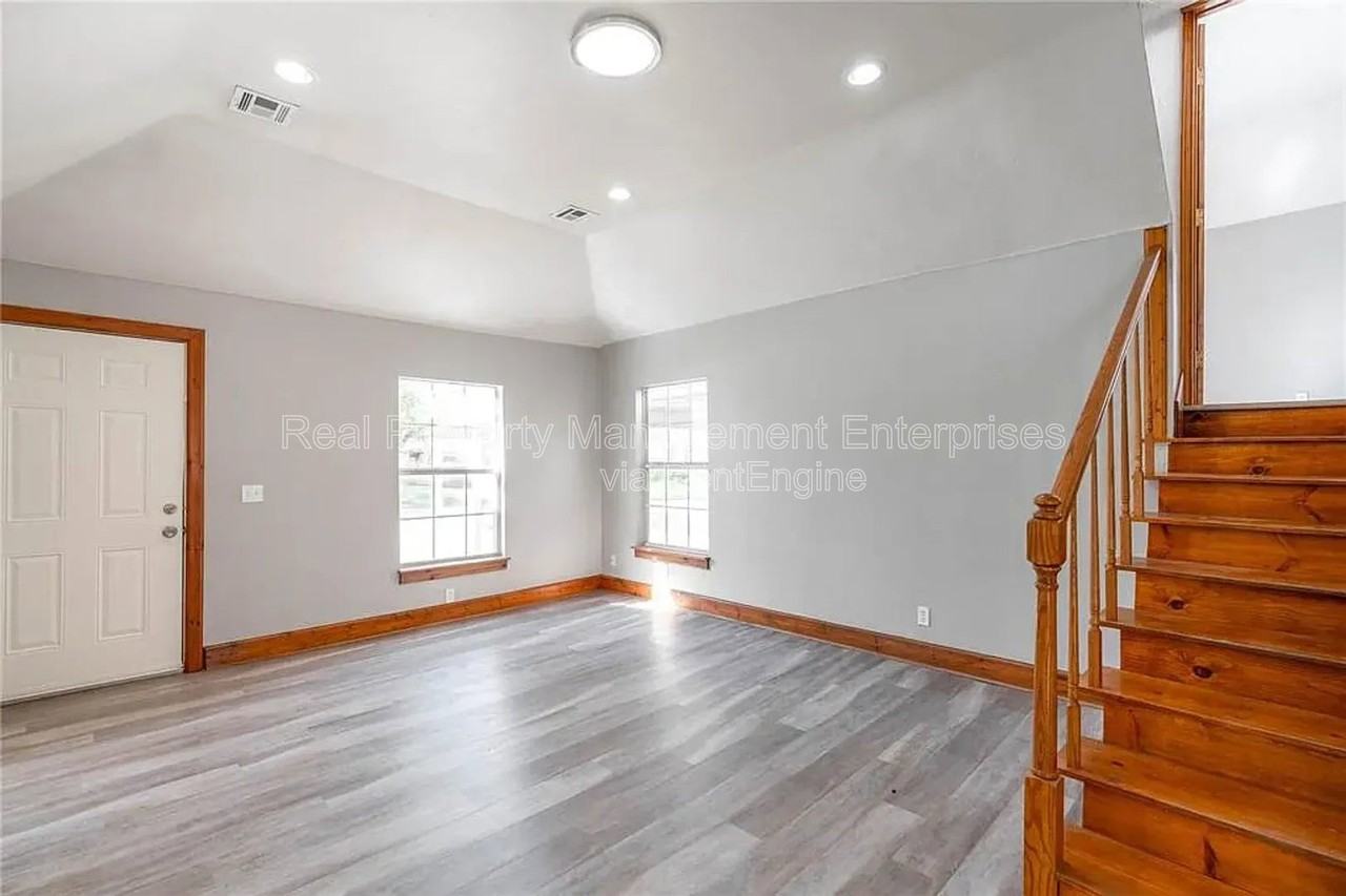 3633 N Youngs Blvd - Photo 4 of 26