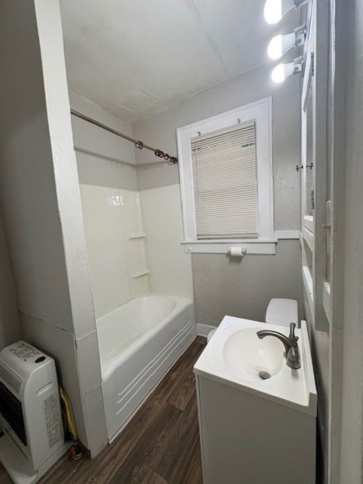 3373 Vineville Ave #7 - Photo 6 of 8