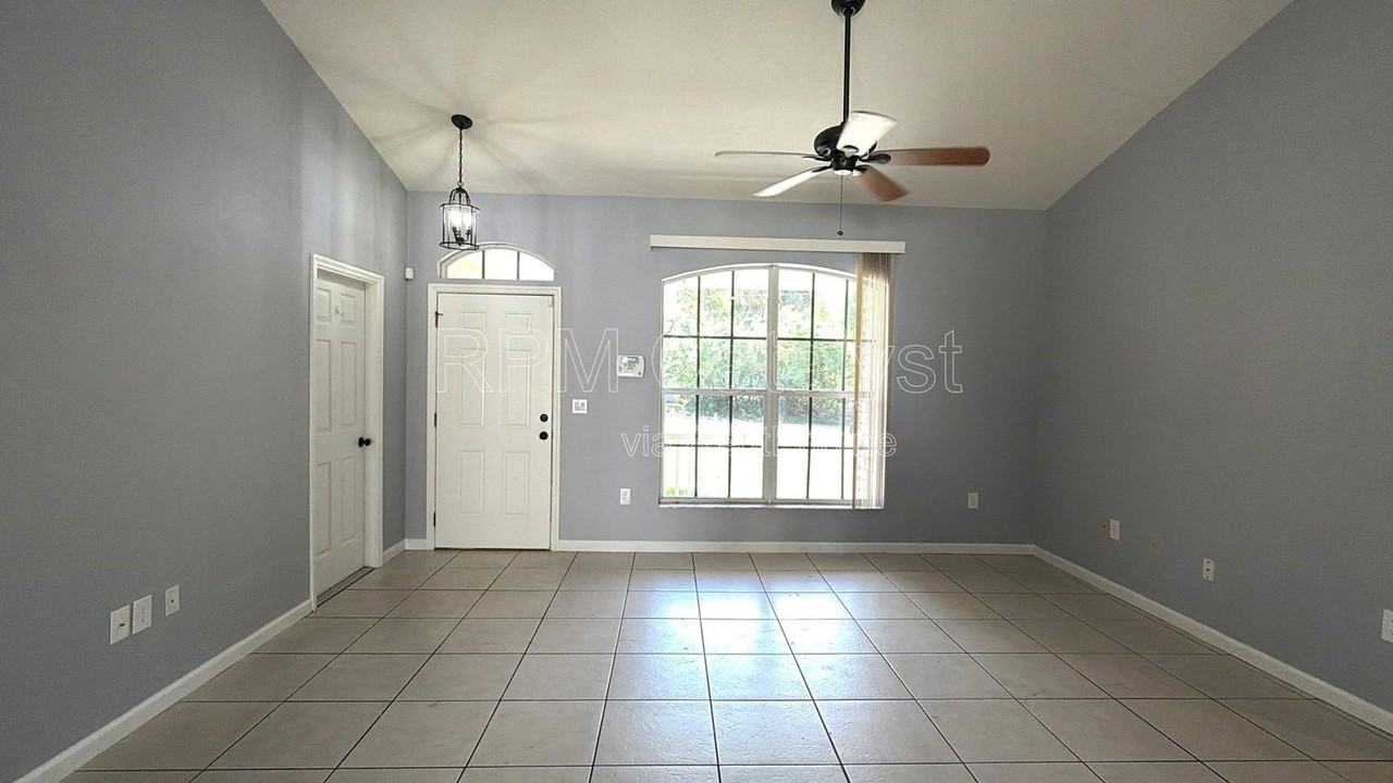 477 Sevilla Ave - Photo 5 of 18