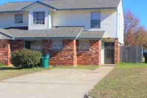 featured image of 4714 Creek Ct