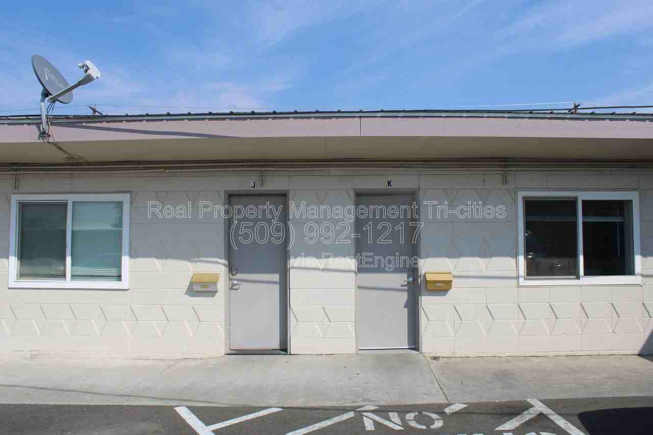 124 W Shoshone St #K - Photo 2 of 6