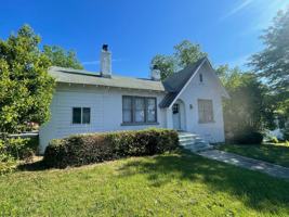 featured image of 2389 Beech Ave