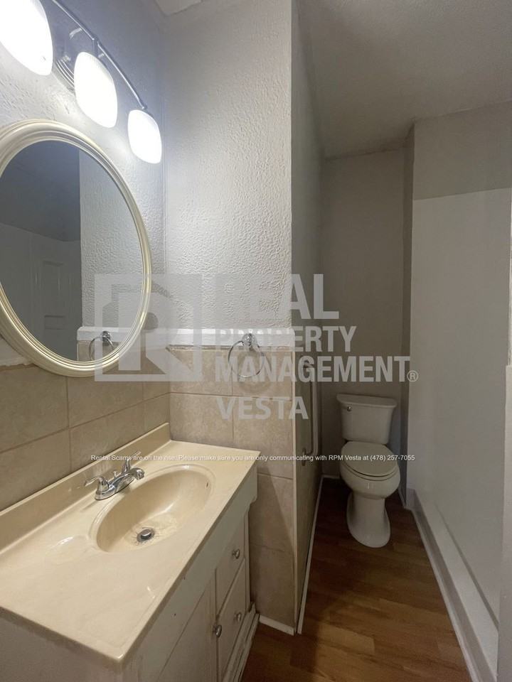 2389 Beech Ave - Photo 7 of 16
