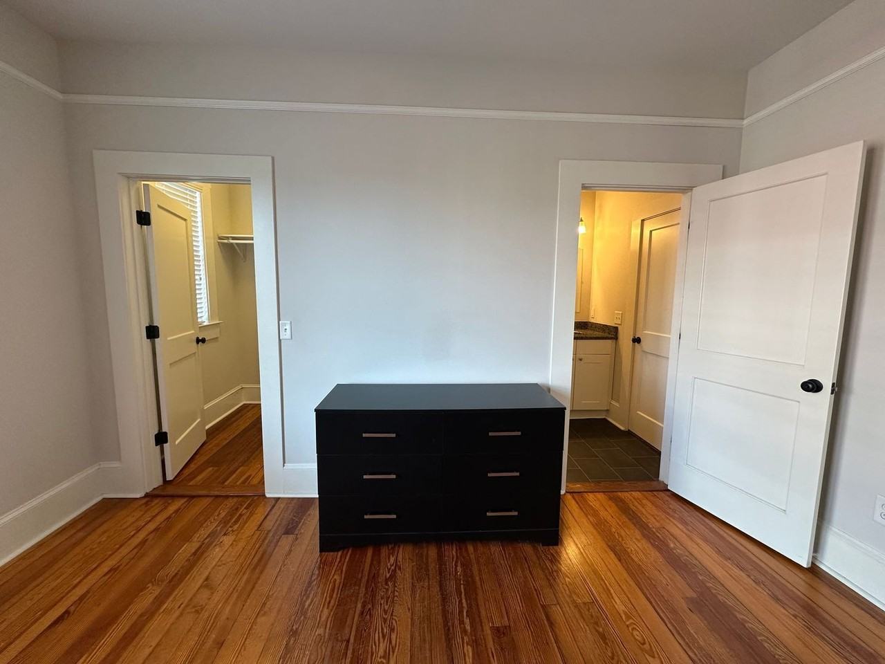 1268 College St #3 - Photo 6 of 12