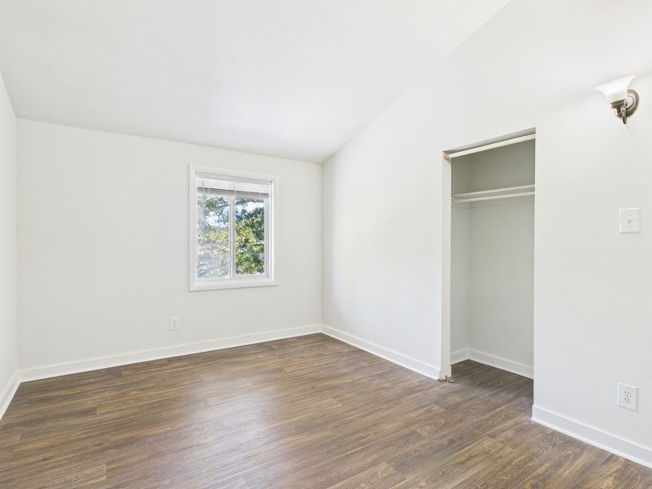 3202 Midlothian Tpke #3204N - Photo 6 of 9