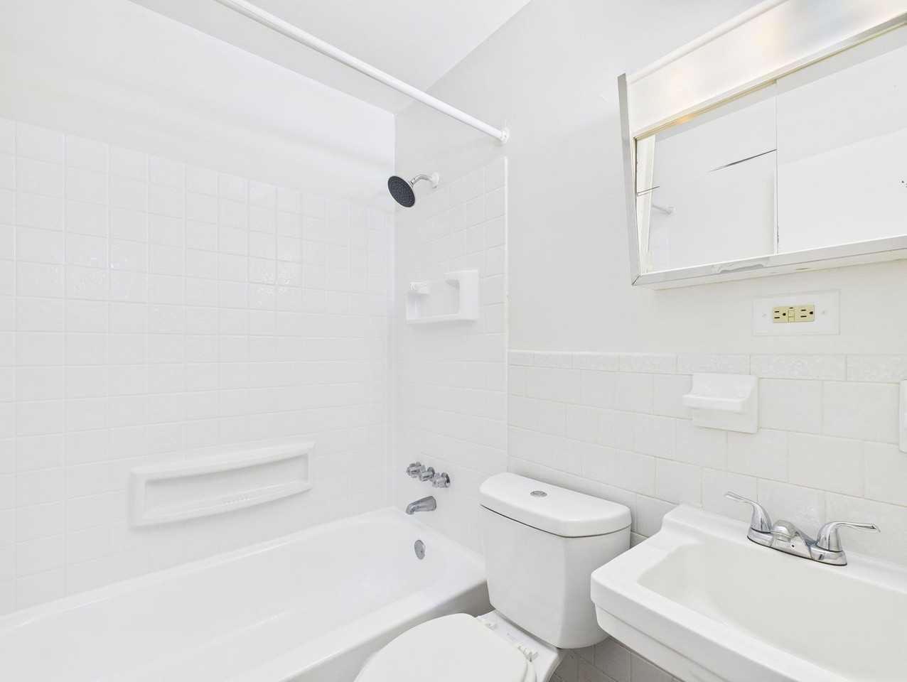 3202 Midlothian Tpke #3204N - Photo 7 of 9