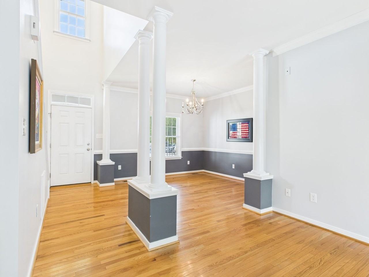 12017 Hunton Crossing Pl - Photo 4 of 50