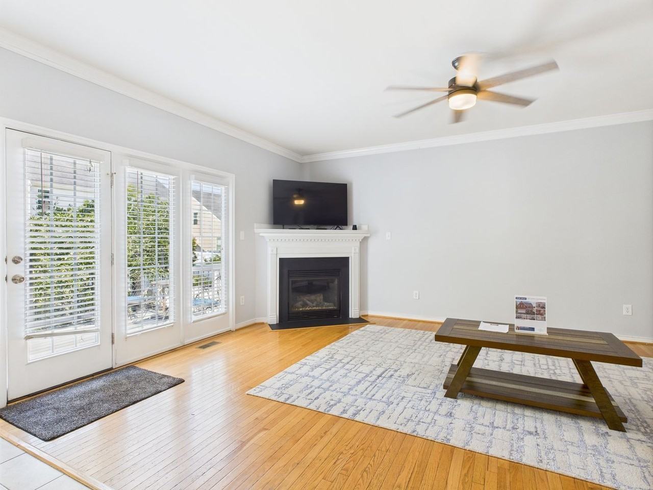 12017 Hunton Crossing Pl - Photo 7 of 50