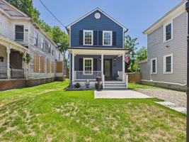 featured image of 636 High St