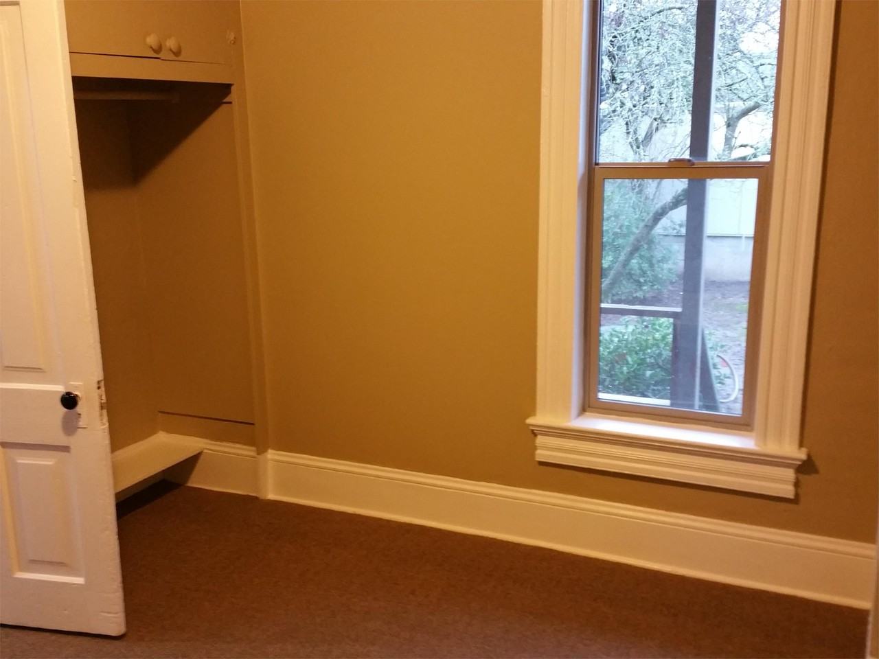 25 Se 26th Ave #1 - Photo 4 of 18