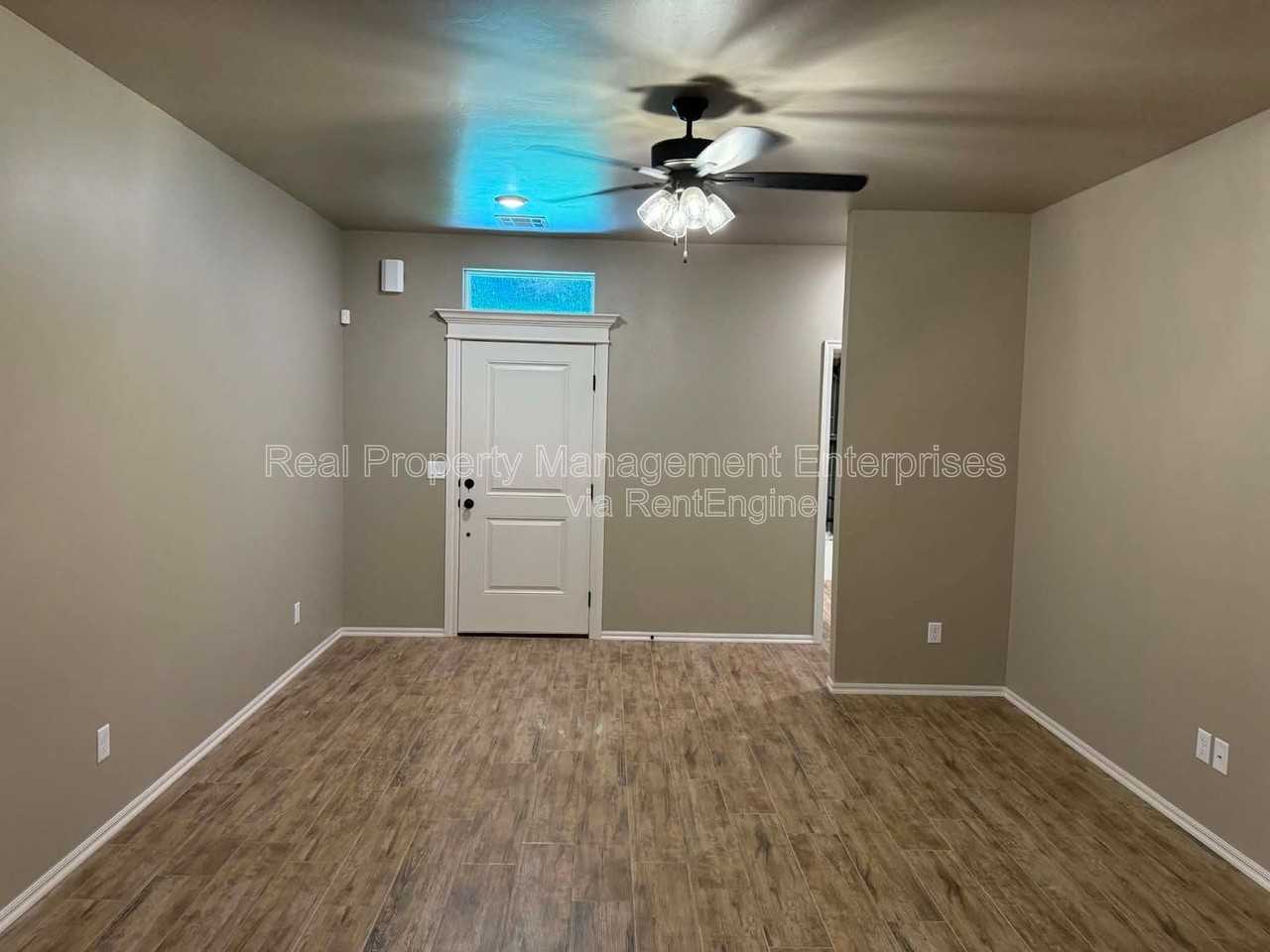 29174 Osage Hills Dr - Photo 3 of 40