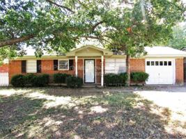 featured image of 1214 Beaumont St