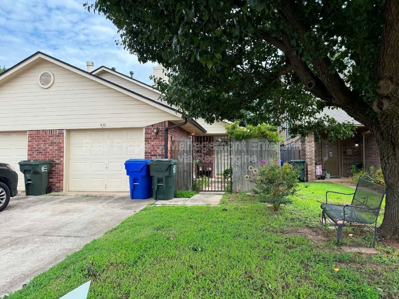 4101 Heritage Place Dr - Photo 2 of 29