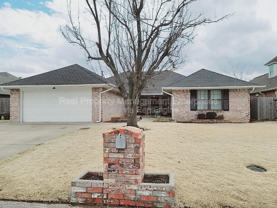 1336 Sw 109th Pl - Photo 1 of 1