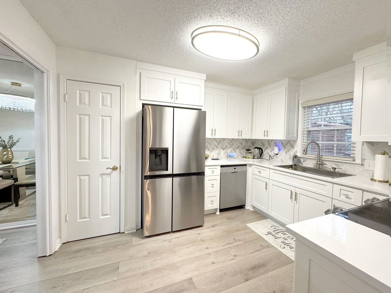 311 Cambridge Place Dr - Photo 3 of 18