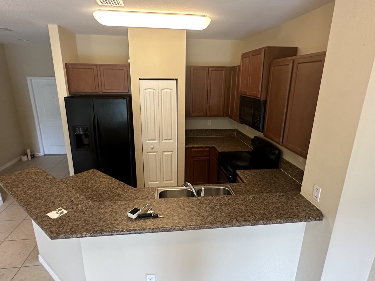 3530 Nw 29th Ct #0 - Photo 4 of 45