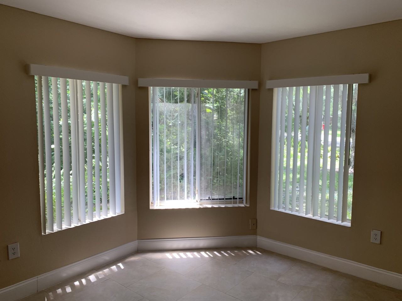 2460 Nw 33rd St #1701 - Photo 6 of 49