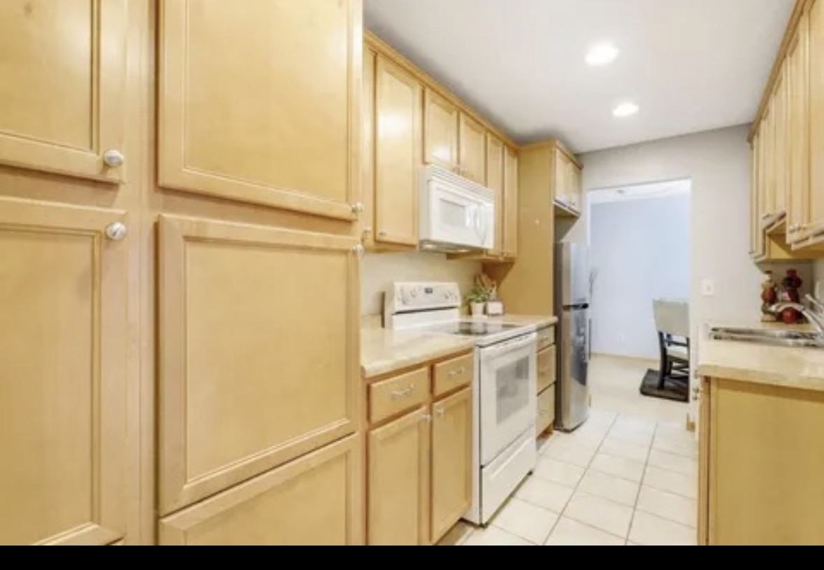 1204 Landmark Trl S #1204 - Photo 4 of 18