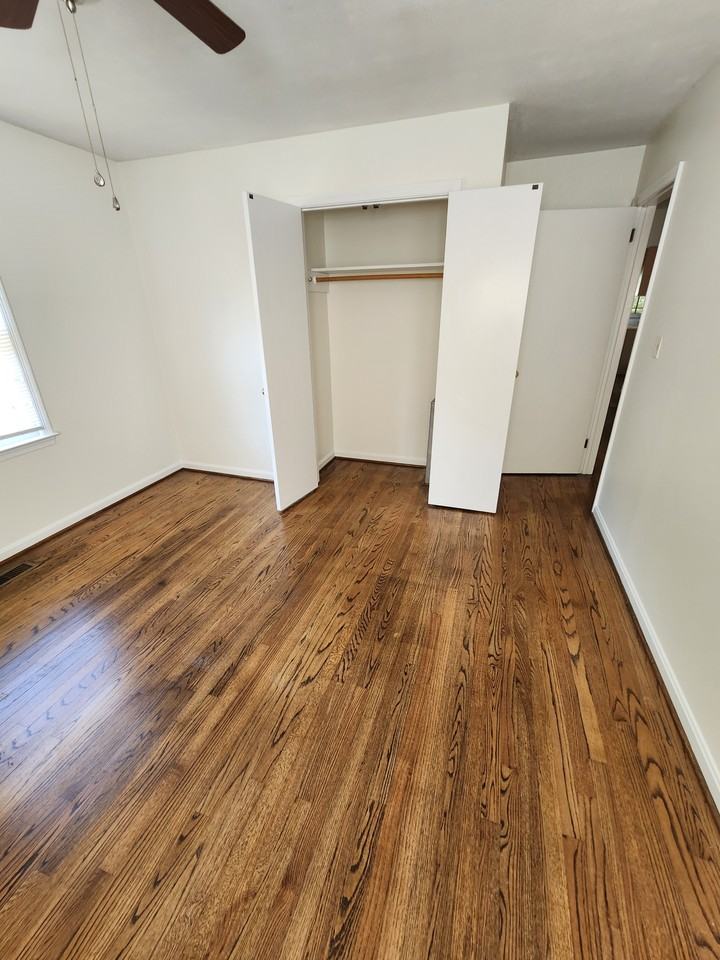 2312 Sierra Dr #NA - Photo 5 of 14