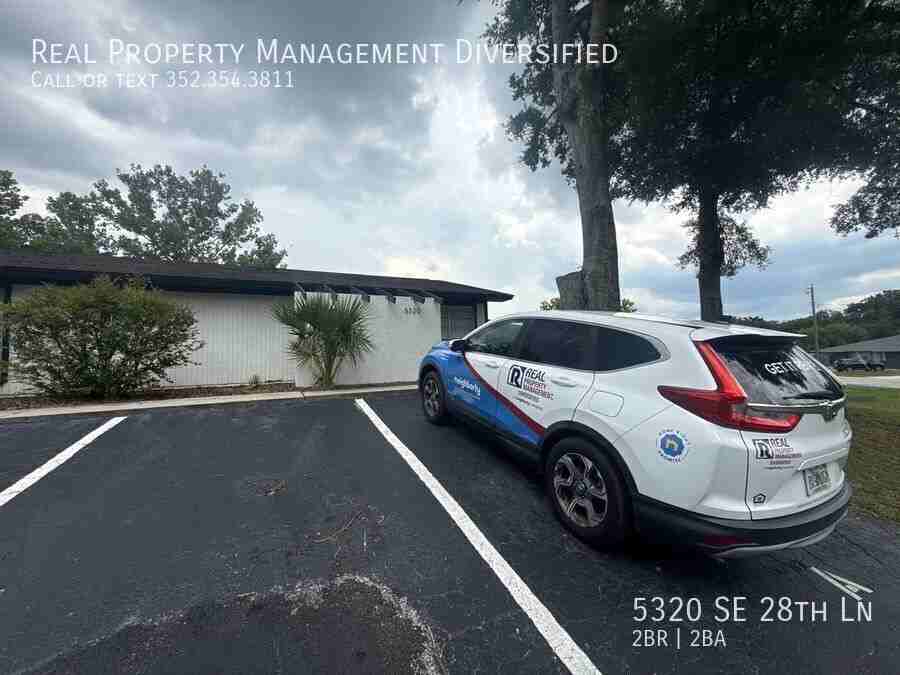 5320 Se 28th Ln - Photo 2 of 14