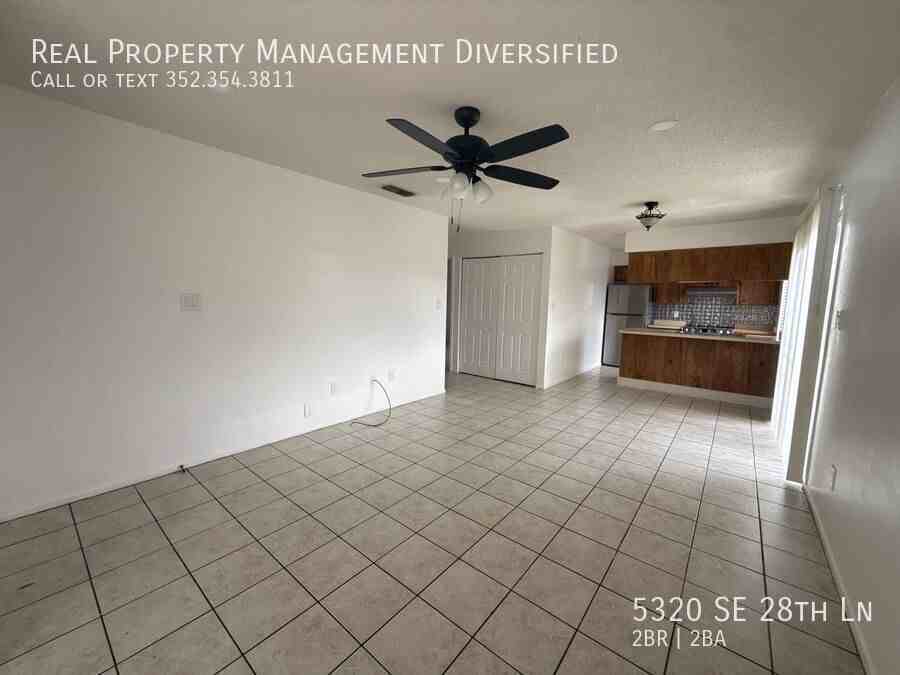 5320 Se 28th Ln - Photo 4 of 14