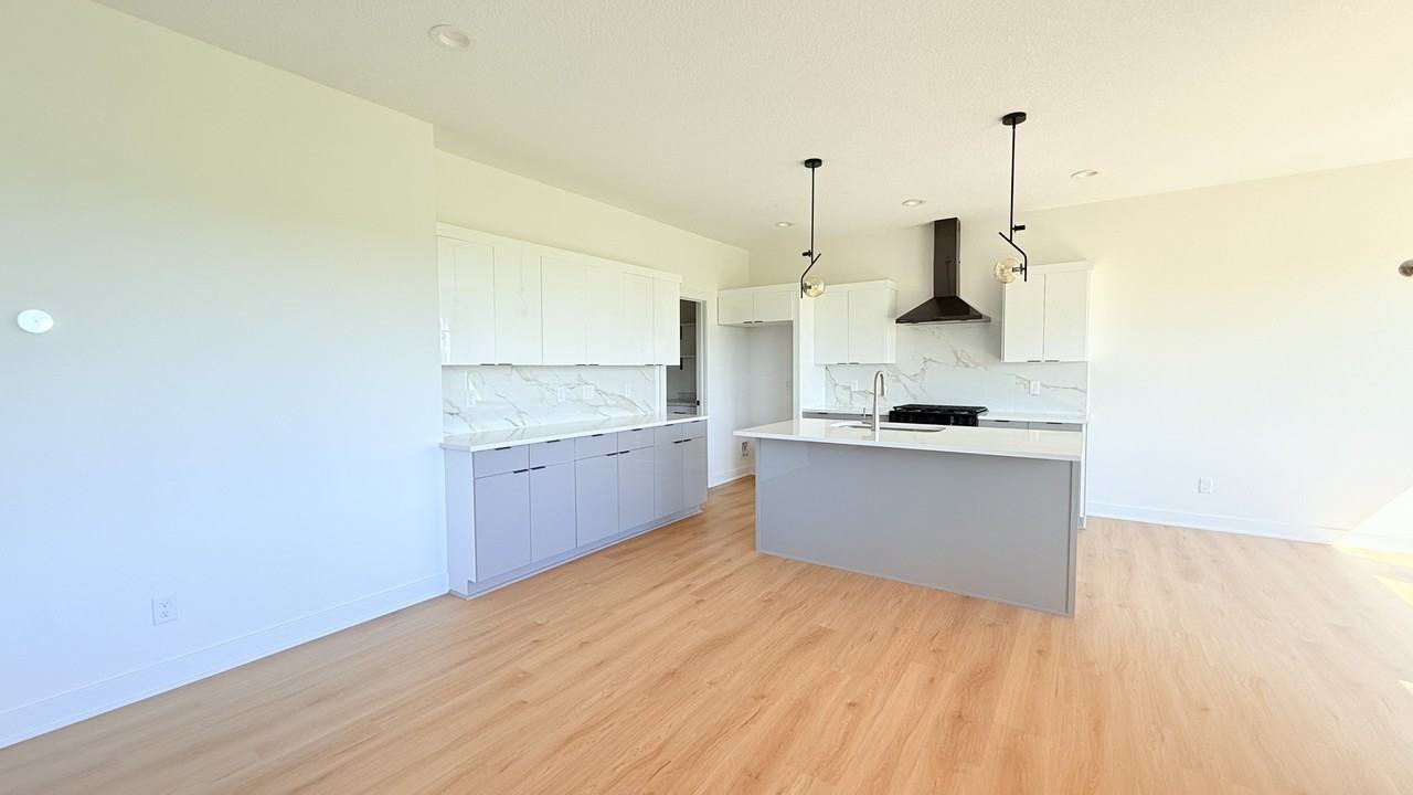 1100 Nw Sproul Dr #NA - Photo 4 of 34