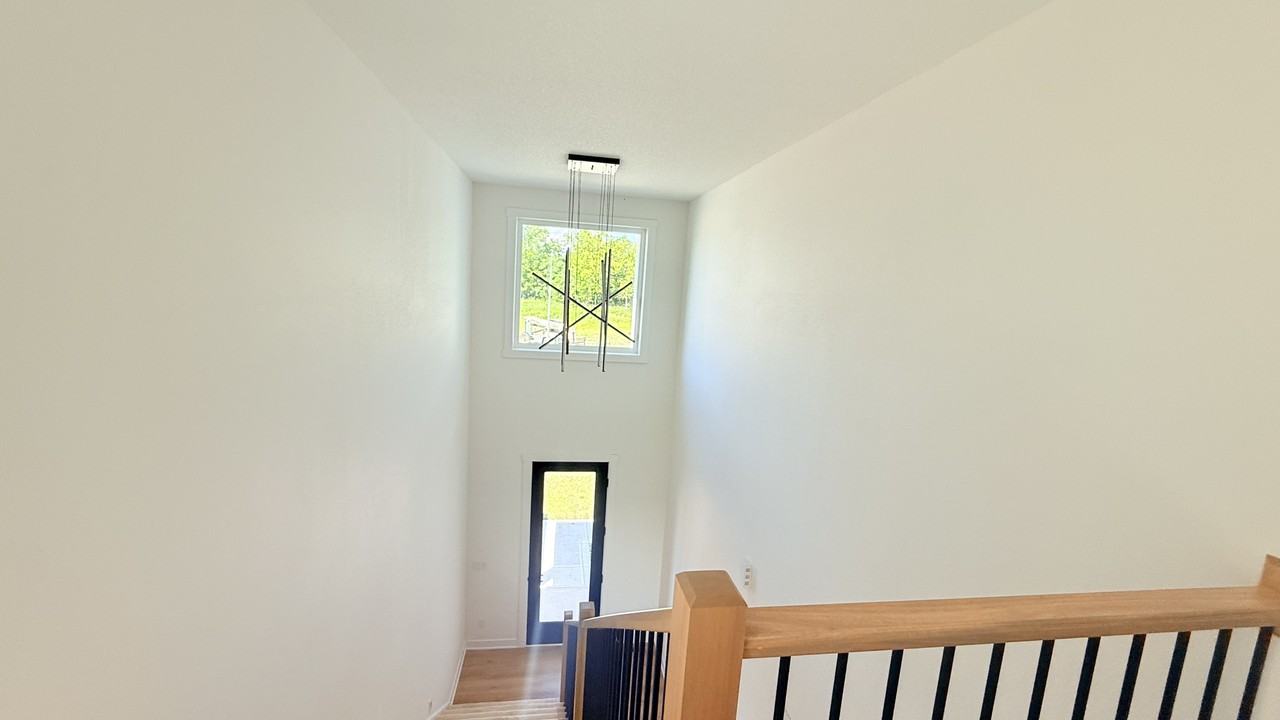 1100 Nw Sproul Dr #NA - Photo 5 of 34