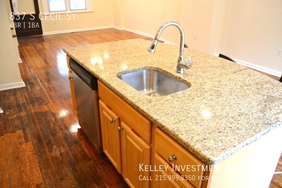 837 S Cecil St - Photo 5 of 25