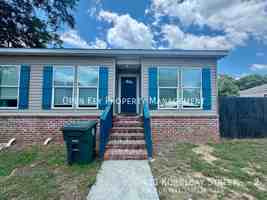 featured image of 411 Kornegay St #2
