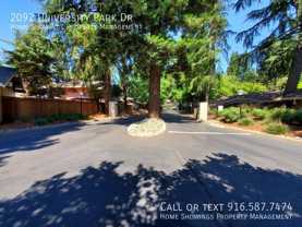 2092 University Park Dr - Photo 1 of 1