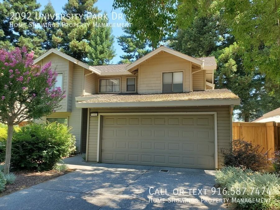 2092 University Park Dr - Photo 2 of 15