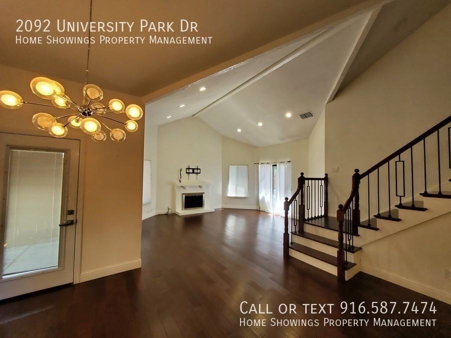 2092 University Park Dr - Photo 6 of 15