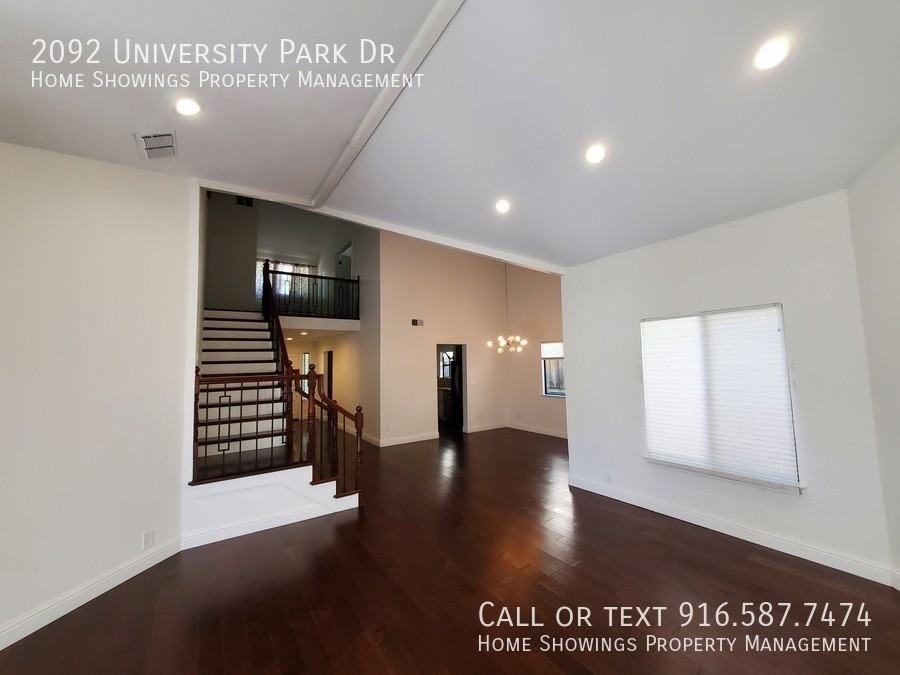 2092 University Park Dr - Photo 7 of 15