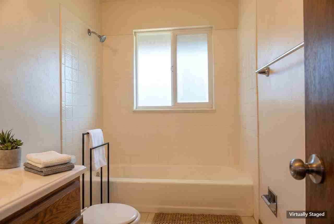 1409 Utah St #D - Photo 6 of 30