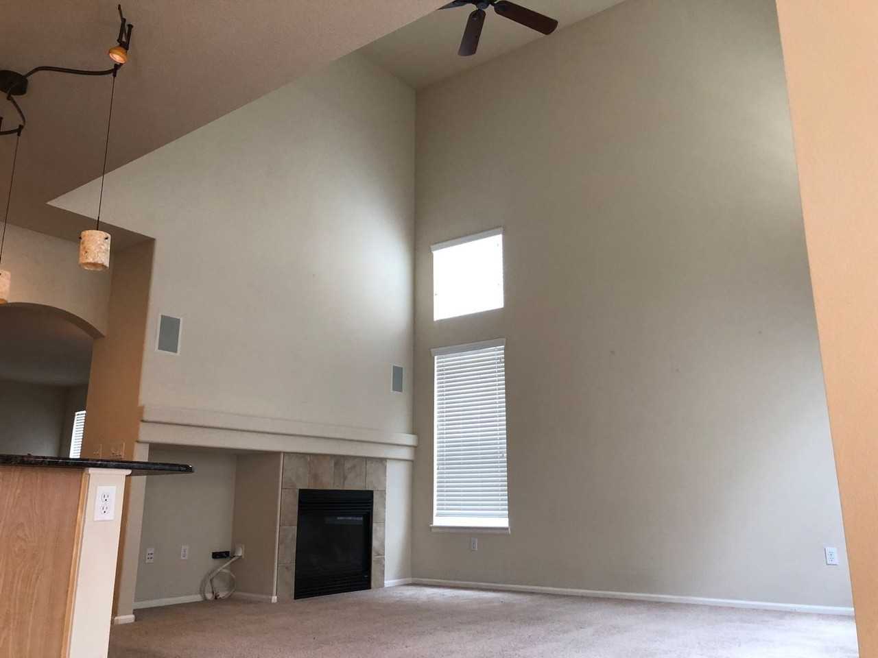 3809 Eclipse Ln - Photo 6 of 16