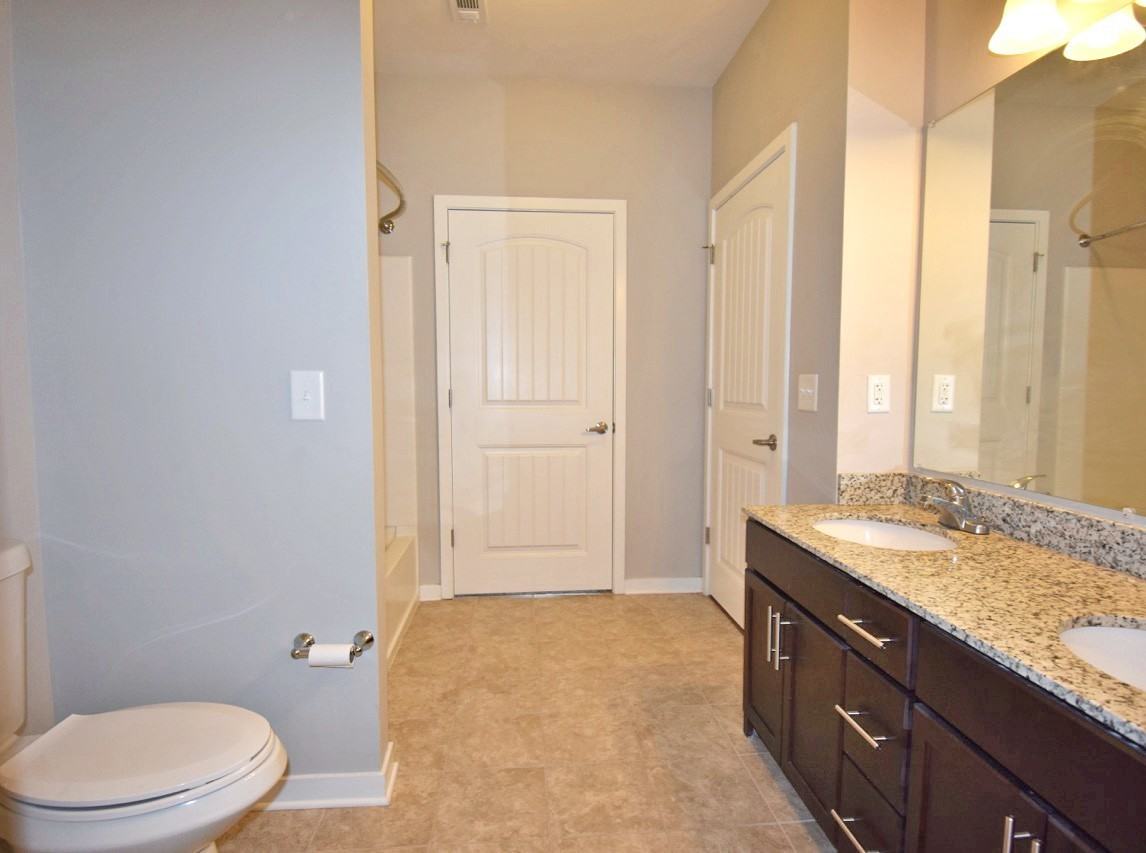 1118 Litton Ave #204 - Photo 6 of 11