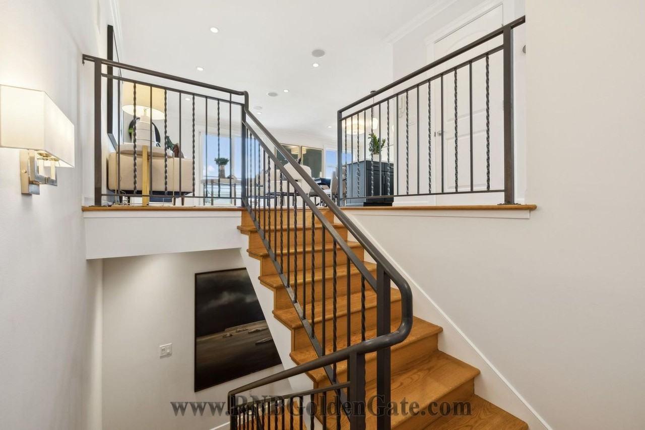 60 Bessie St #B - Photo 4 of 34