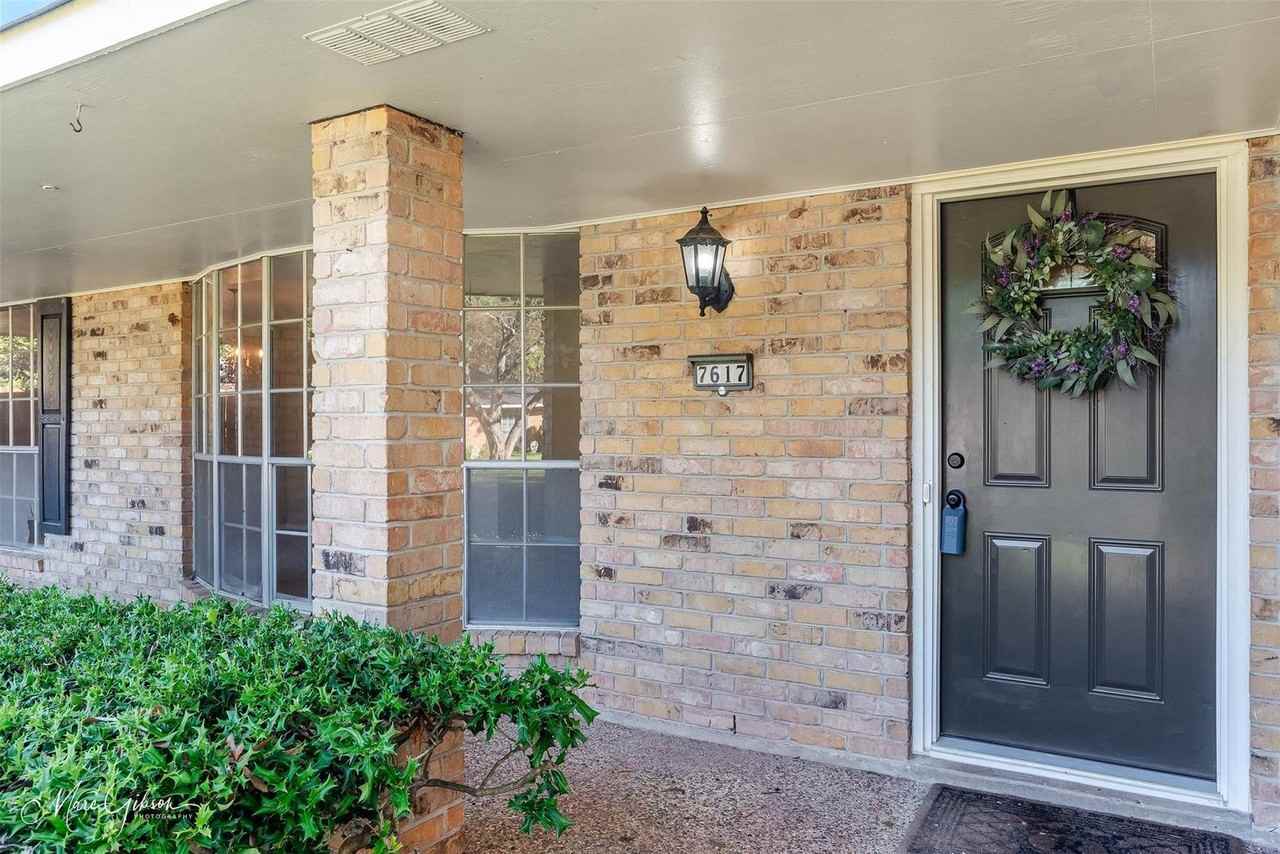 7617 Tampa Way - Photo 2 of 25