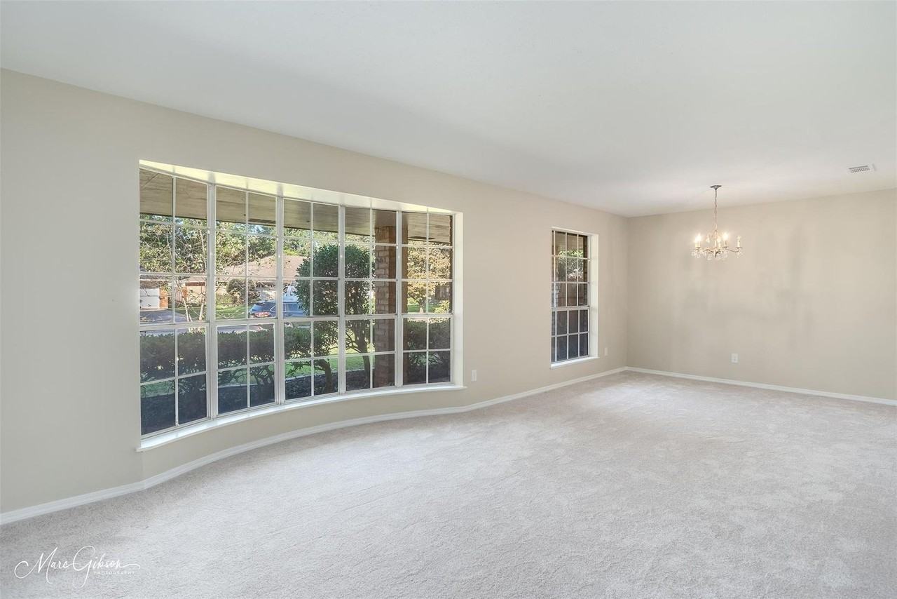 7617 Tampa Way - Photo 4 of 25