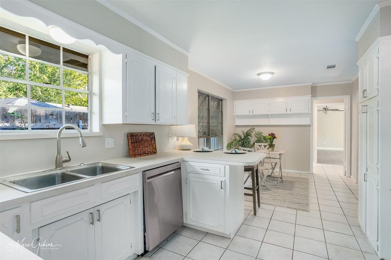 7617 Tampa Way - Photo 6 of 25