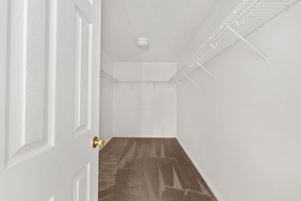 13055 Sw 76th Ct - Photo 6 of 32