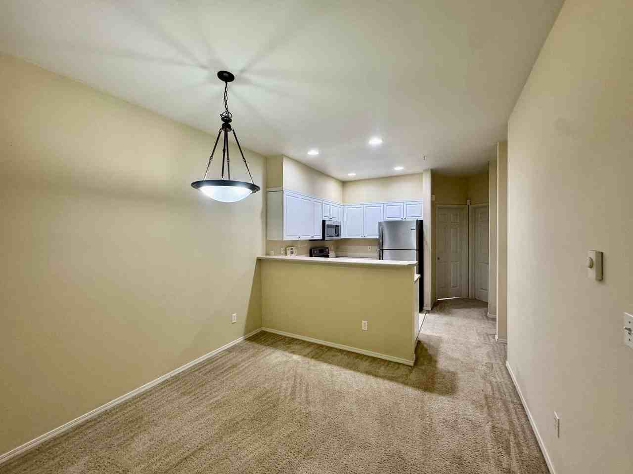 1800 Ne 40th St #A6 - Photo 5 of 19