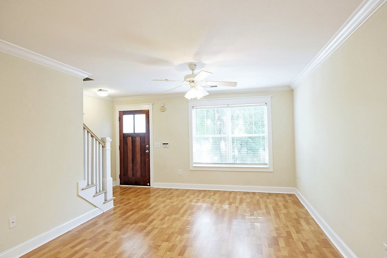 1850 Candlewood Ct #205 - Photo 6 of 17